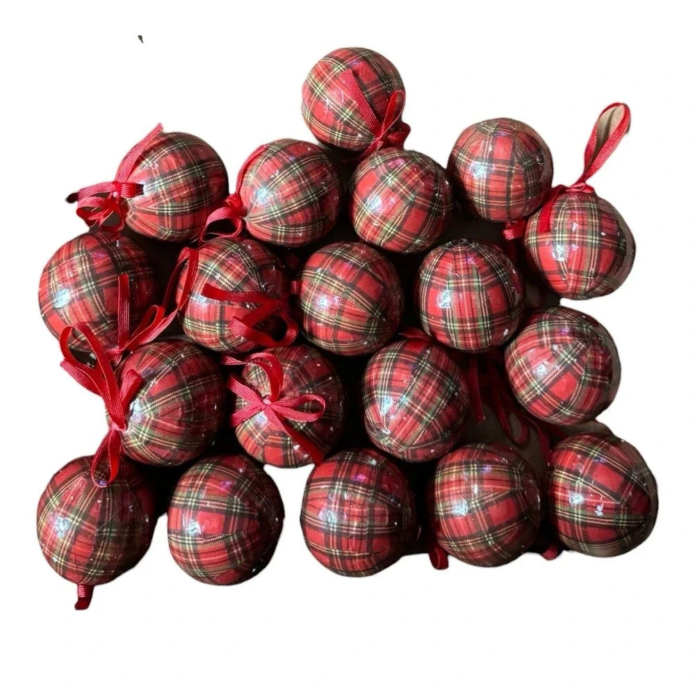 Vintage Tartan Plaid Decoupage Christmas Ornaments Lot 19 Ball‎ Decorations